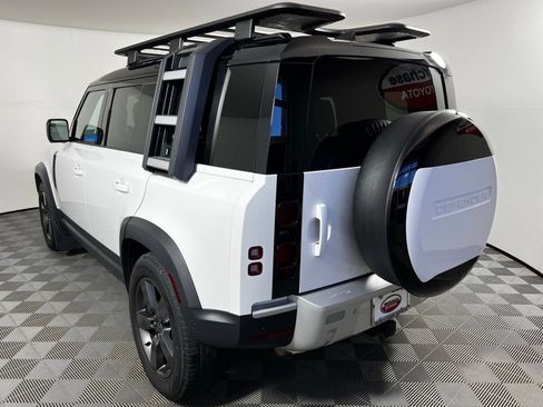 Used 2023 Land Rover Defender 110 S AWD/4WD image 7