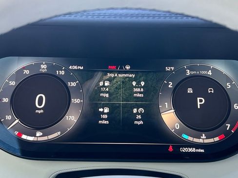 Used 2023 Land Rover Range Rover SE image 21