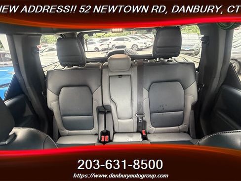 Used 2024 Ford Bronco Outer Banks w/ Sasquatch Package AWD/4WD image 27
