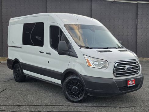 Used 2019 Ford Transit 150 XLT RWD image 3