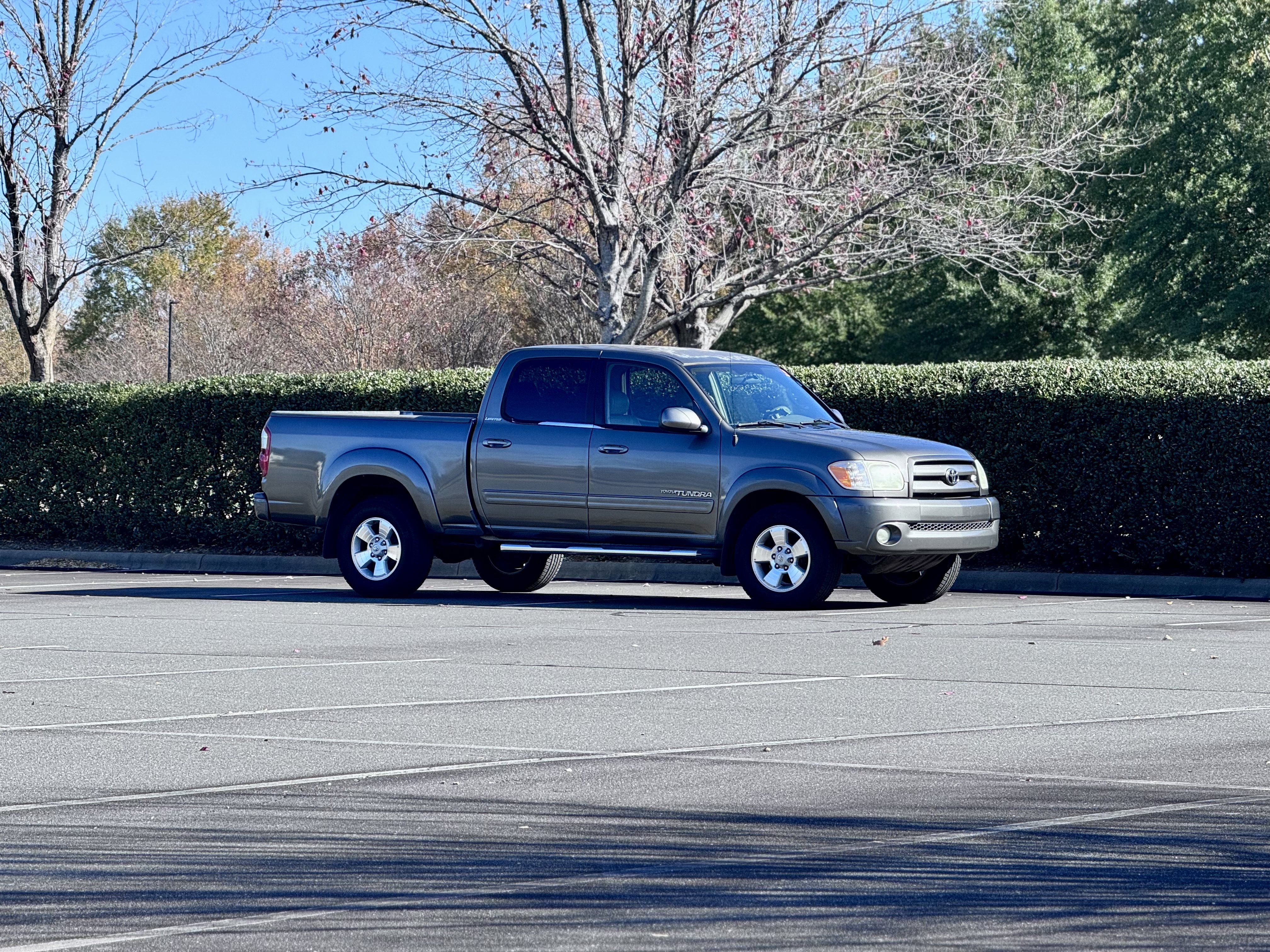 Used 2005 Toyota Tundra Limited w/ All Weather Guard Pkg RWD image 21
