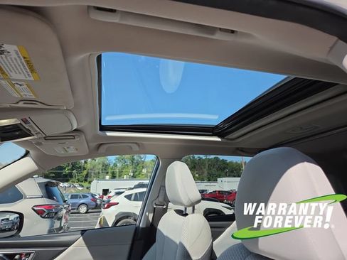 Used 2019 Subaru Forester Premium AWD/4WD image 13