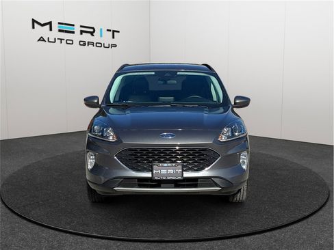 Used 2021 Ford Escape SEL image 3