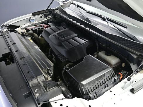 Used 2021 Nissan Titan Platinum Reserve w/ Moonroof Package image 24