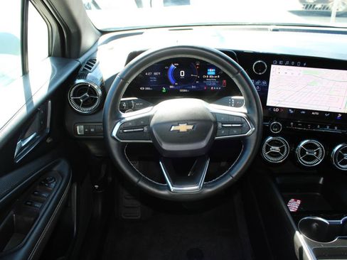 Used 2024 Chevrolet Blazer EV LT AWD/4WD image 9