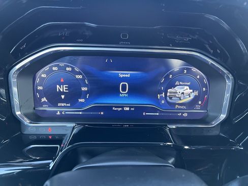 Used 2024 Chevrolet Silverado 2500 LTZ w/ LTZ Convenience Package image 39