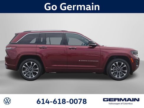 Used 2023 Jeep Grand Cherokee Overland AWD/4WD image 6
