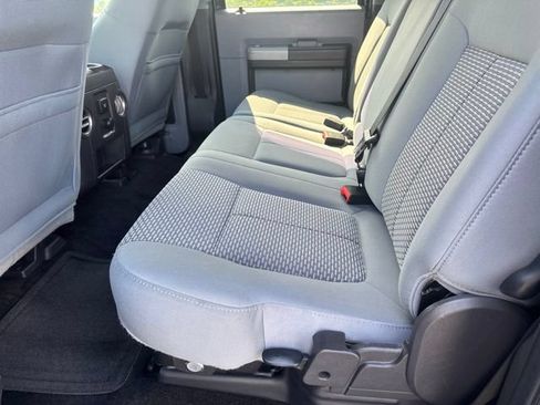 Used 2013 Ford F250 XLT w/ Chrome Pkg AWD/4WD image 11
