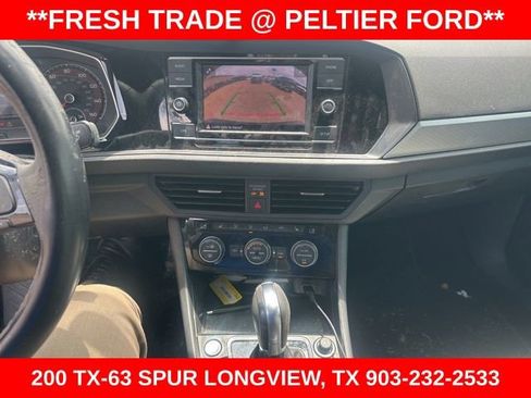 Used 2019 Volkswagen Jetta R-Line FWD image 11