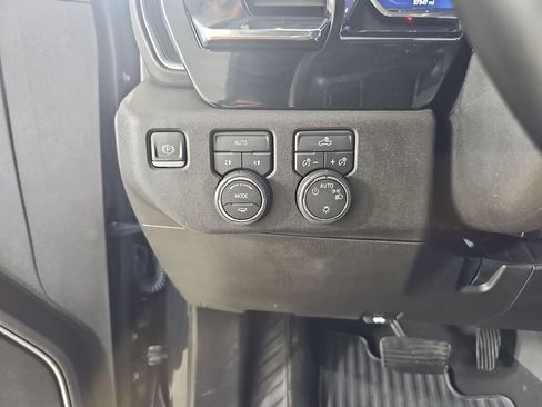 Certified 2023 Chevrolet Silverado 1500 LT AWD/4WD image 30