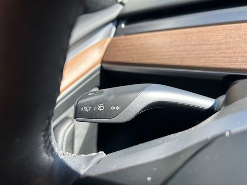 Used 2023 Tesla Model 3 Performance image 21