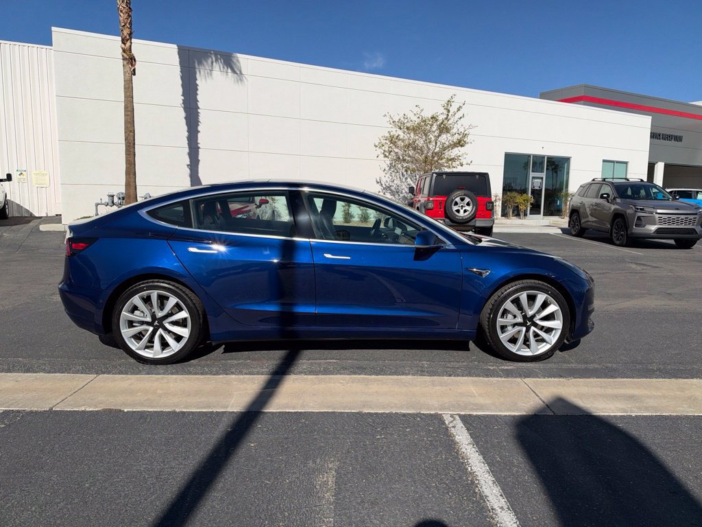 Used 2018 Tesla Model 3 Mid Range RWD image 6