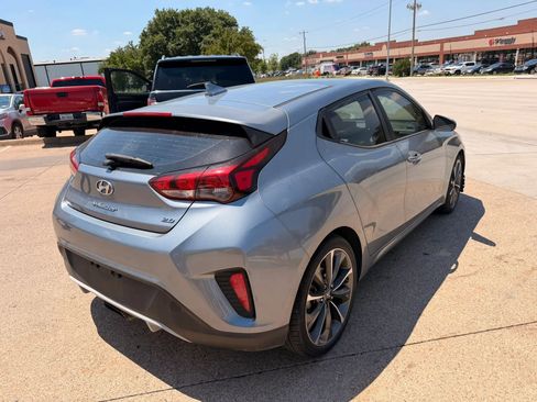 Used 2021 Hyundai Veloster 2.0 Premium FWD image 5