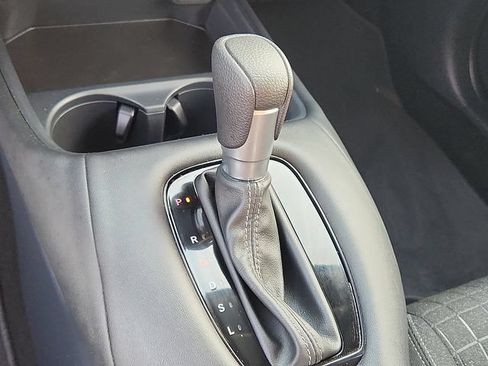 Used 2024 Honda HR-V LX image 14