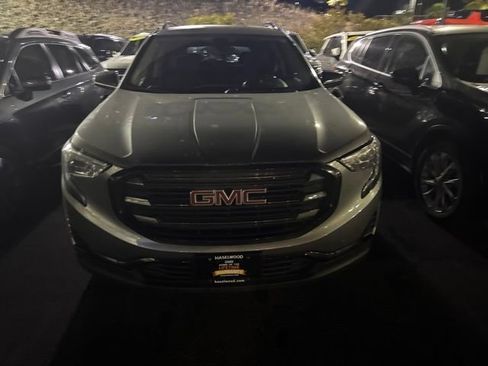 Used 2020 GMC Terrain SLE w/ Elevation Edition AWD/4WD image 2