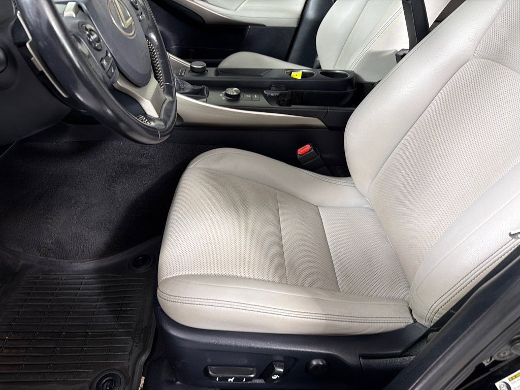 Used 2015 Lexus IS 250 AWD w/ Premium Package image 10