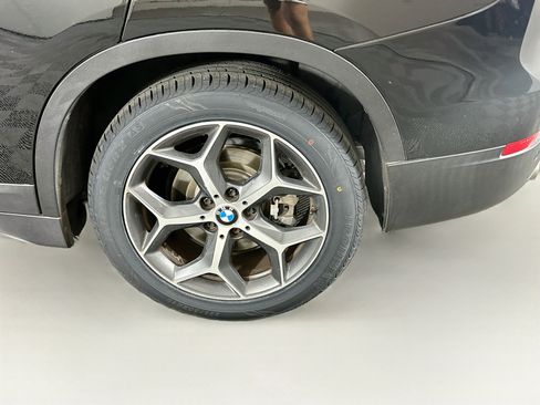 Used 2016 BMW X1 xDrive28i AWD/4WD image 11