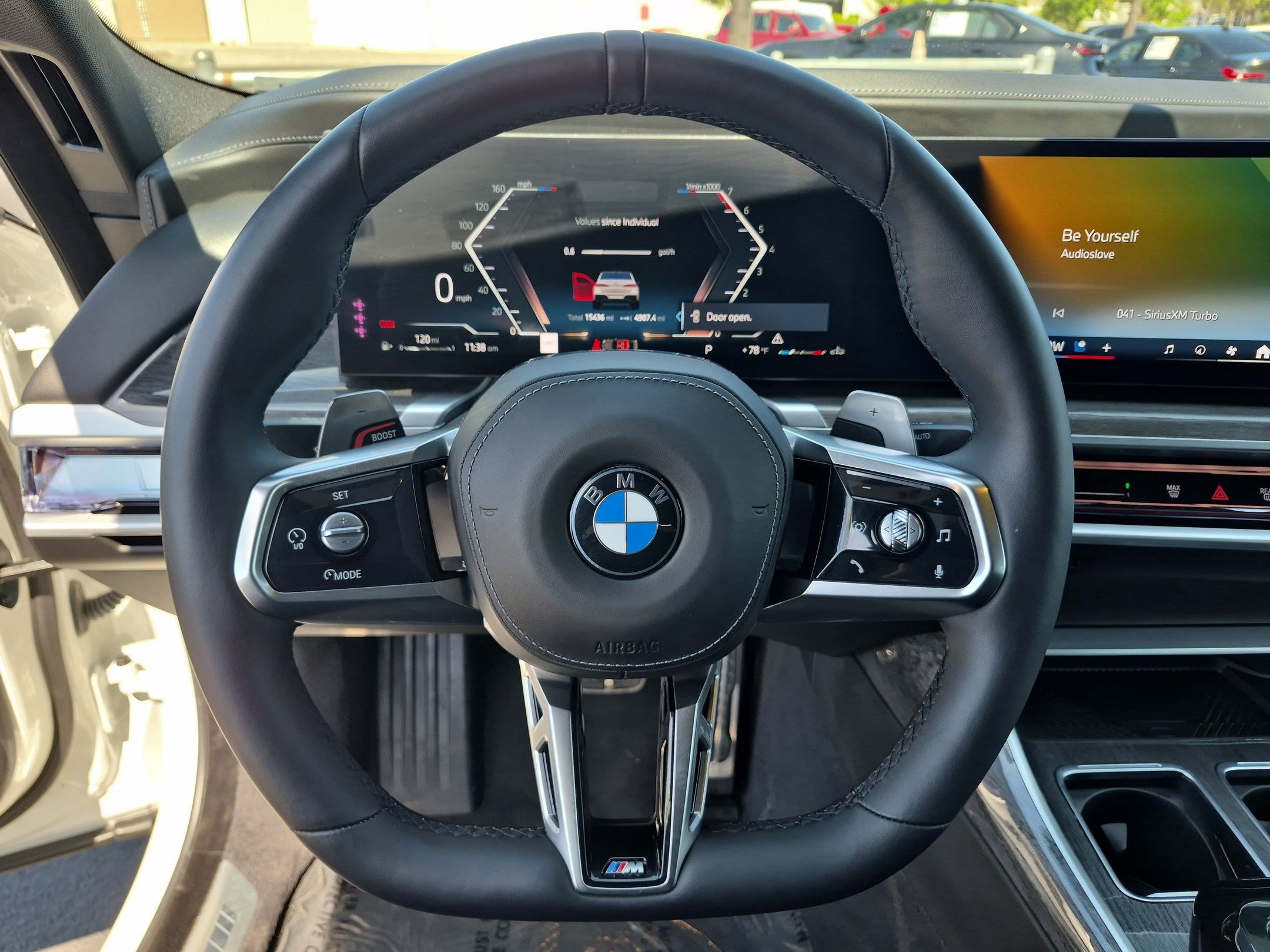 Used 2025 BMW 760i xDrive AWD/4WD image 18