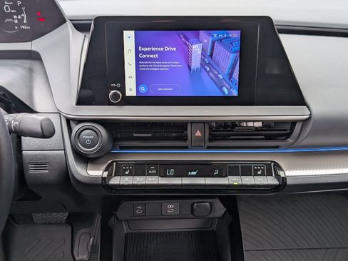 Used 2023 Toyota Prius XLE image 25