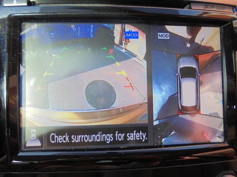 Used 2016 Nissan Murano Platinum w/ Platinum Technology Package image 17