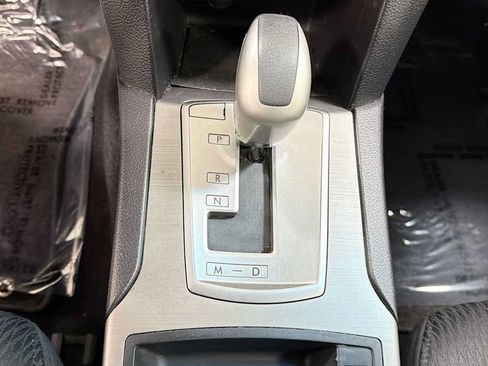 Used 2010 Subaru Legacy 2.5i AWD/4WD image 20