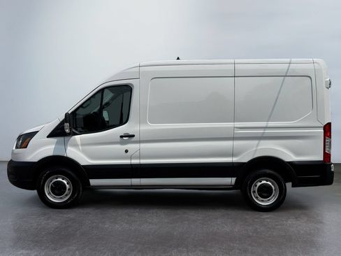 Used 2023 Ford Transit 250 Low Roof w/ Load Area Protection Package RWD image 8