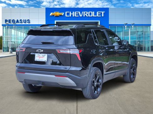 New 2027 Chevrolet Equinox LT w/ Convenience Package II FWD image 4