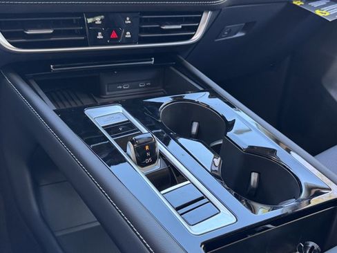 New 2026 Volkswagen Atlas SE image 10