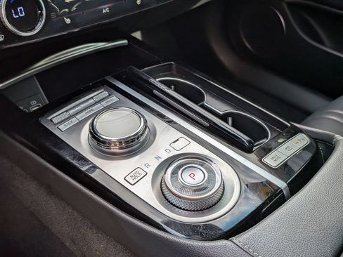 Used 2023 Genesis G80 2.5T RWD image 22