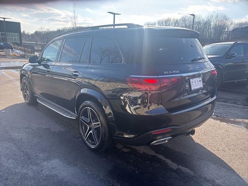 Used 2026 Mercedes-Benz GLS 450 4MATIC image 2