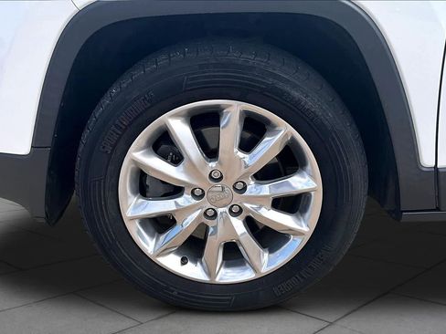 Used 2017 Jeep Cherokee Limited AWD/4WD image 11