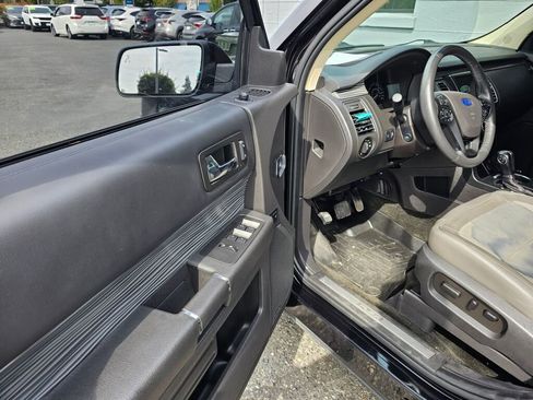 Used 2019 Ford Flex Limited w/ Limited Appearance Package image 19