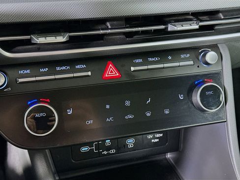 Used 2025 Hyundai Sonata SEL FWD image 24