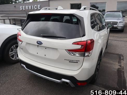 Used 2023 Subaru Forester Touring AWD/4WD image 4