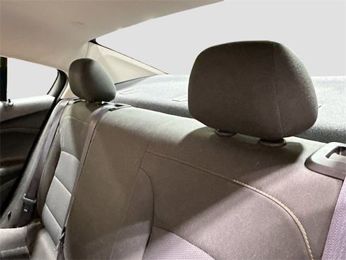 Used 2016 Chevrolet Cruze LS image 23