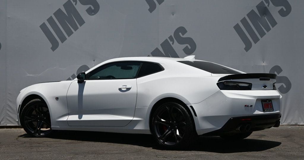 Used 2017 Chevrolet Camaro SS RWD image 7