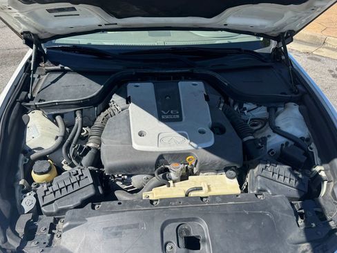 Used 2009 INFINITI G37 Sport w/ Premium Pkg image 9
