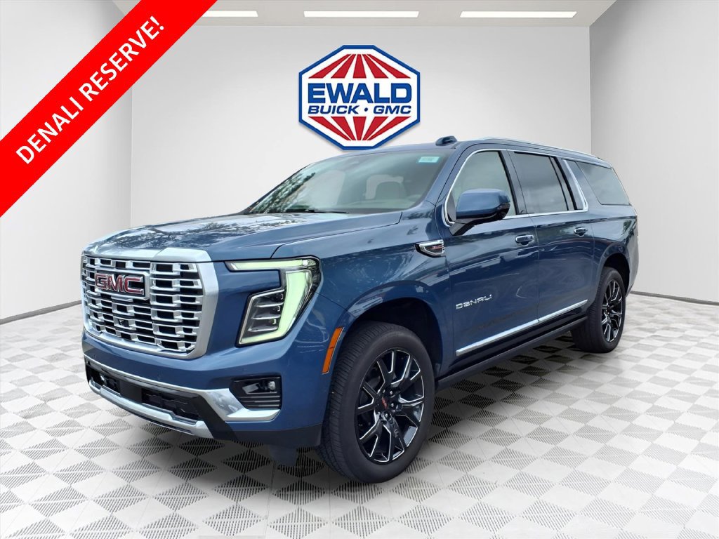 Certified 2026 GMC Yukon XL Denali w/ Denali Reserve Package AWD/4WD image 1
