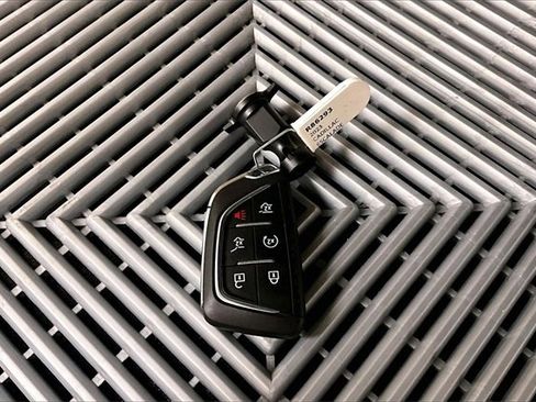 Used 2023 Cadillac Escalade Premium Luxury image 9