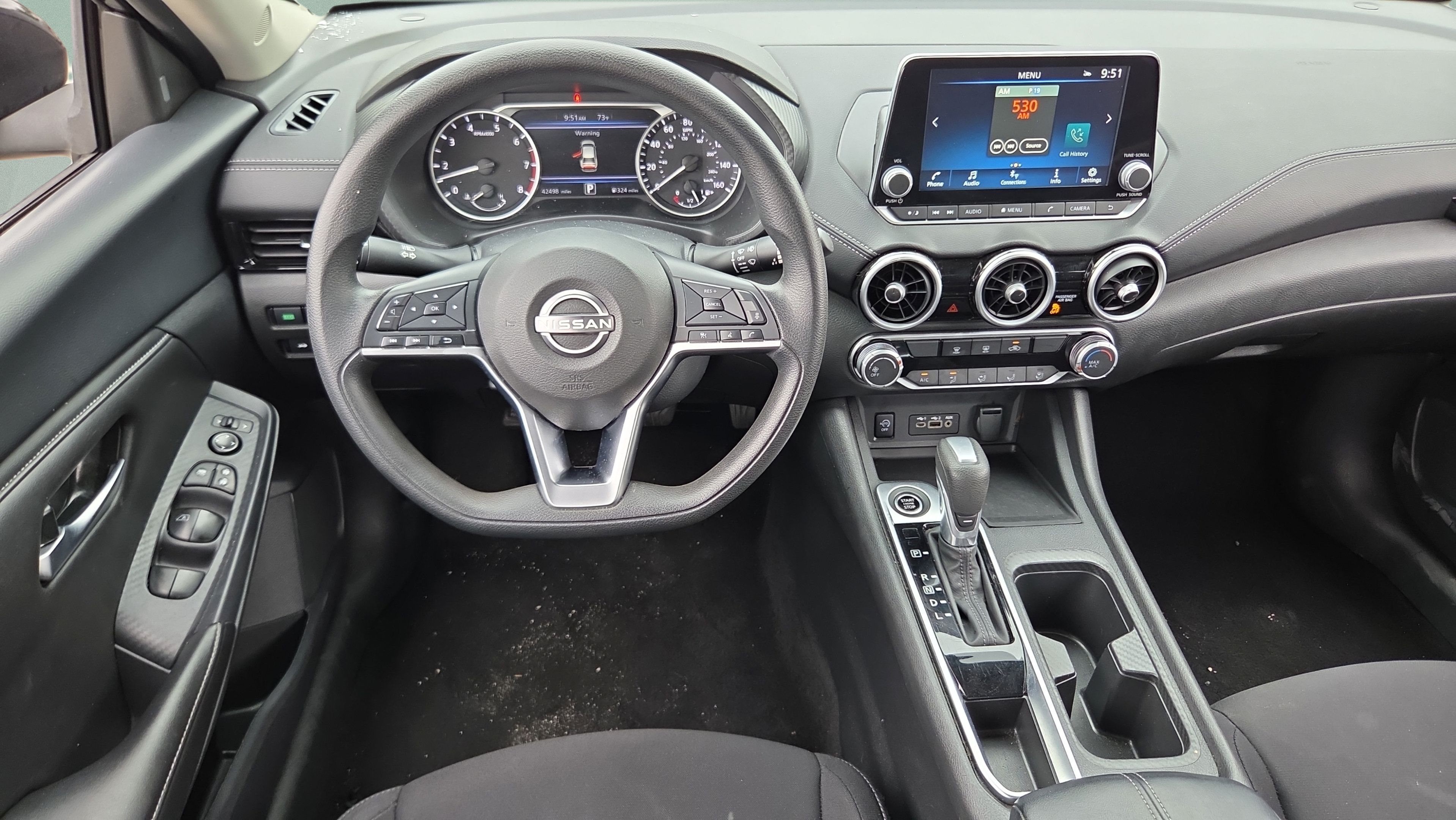 Used 2025 Nissan Sentra SV FWD image 11