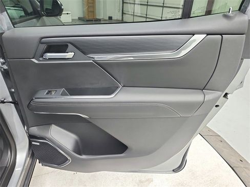 New 2026 GMC Acadia Elevation image 43