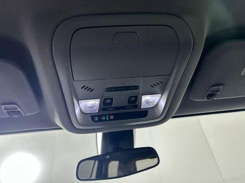 Used 2021 GMC Acadia SLE w/ Driver Convenience Package image 25