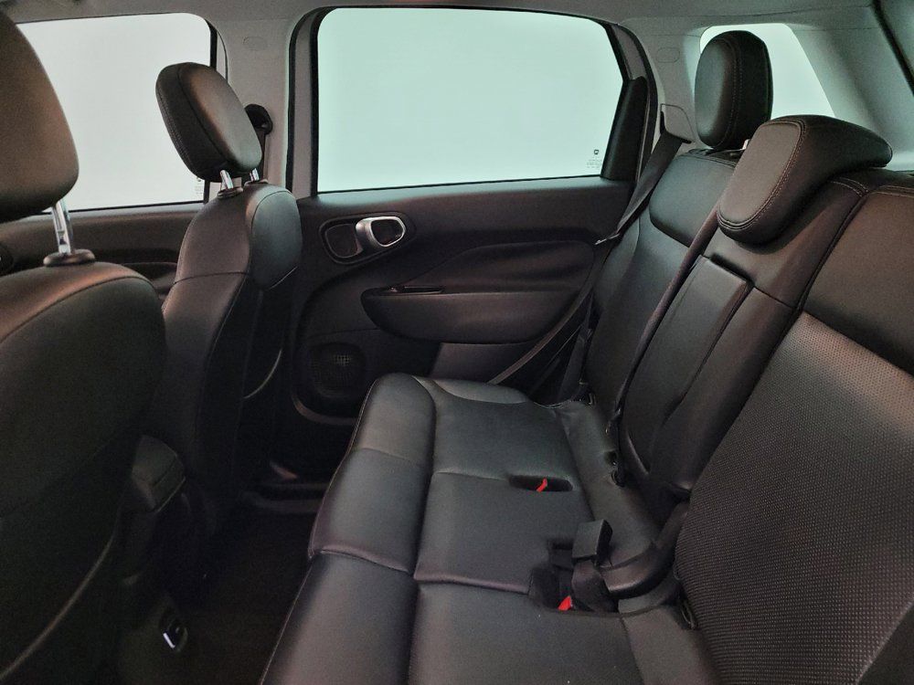Used 2019 FIAT 500L Lounge FWD image 18