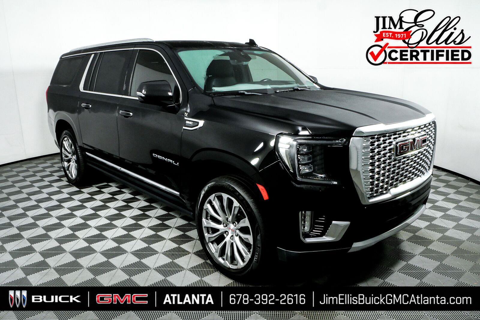 Used 2022 GMC Yukon XL Denali w/ Denali Ultimate Package AWD/4WD image 1