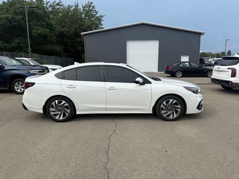 Used 2024 Subaru Legacy Limited AWD/4WD image 16