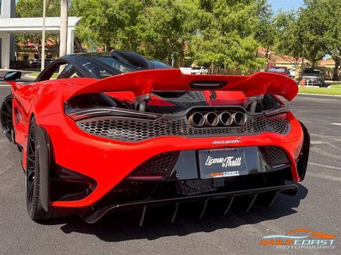 Used 2021 McLaren 765LT RWD image 42