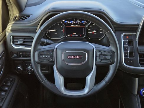 Used 2021 GMC Yukon SLT w/ SLT Premium Package image 30