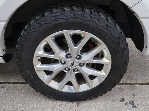 Used 2015 Ford Expedition Limited w/ Equipment Group 301A image 36