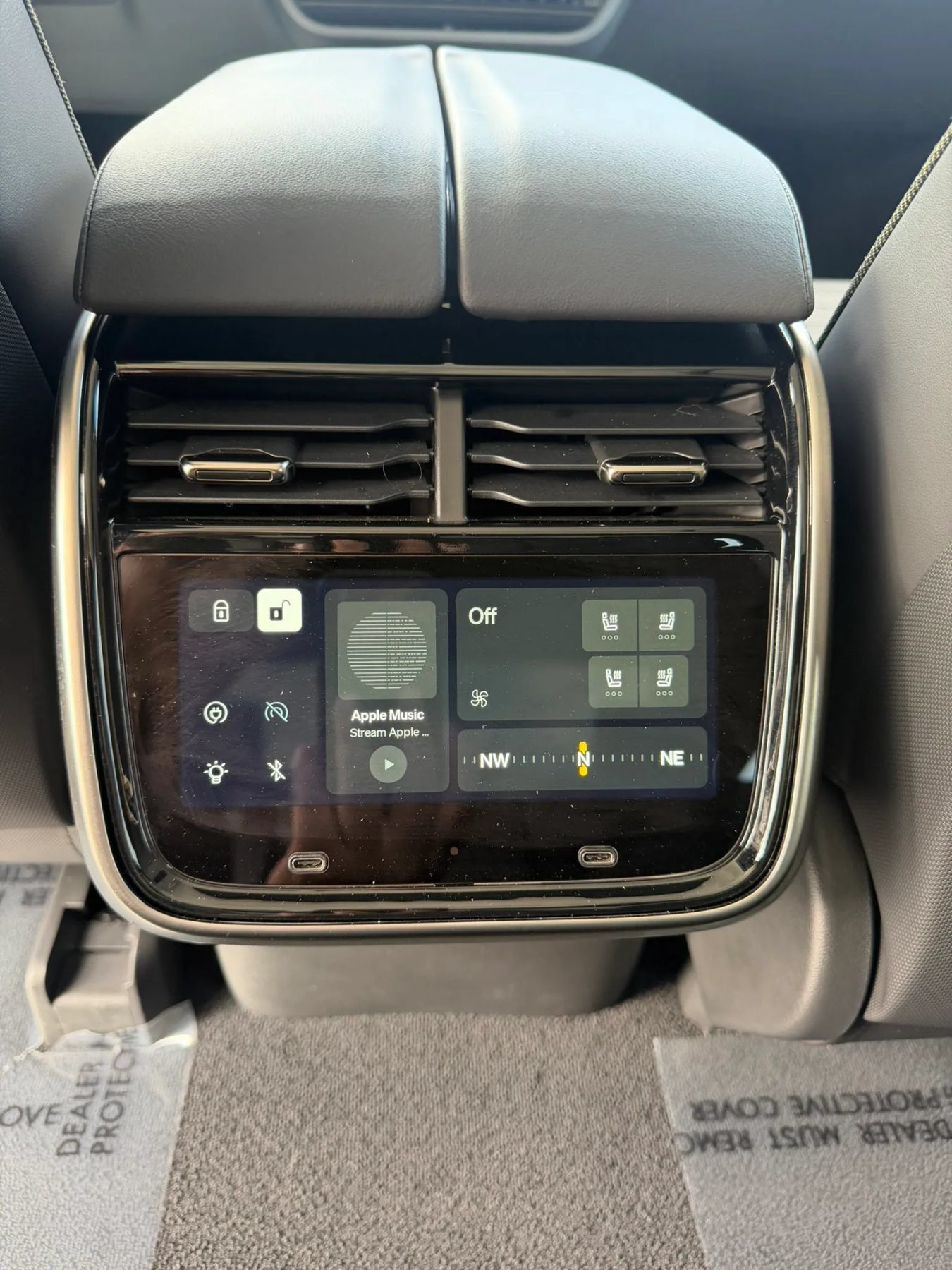 Used 2025 Rivian R1S Adventure Dual AWD/4WD image 21