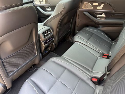 New 2026 Mercedes-Benz GLS 450 4MATIC image 11
